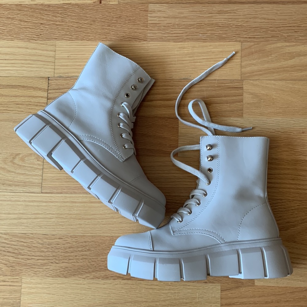 Faryl Robin boots ‘Rivit’ NIB📍FIRM📍